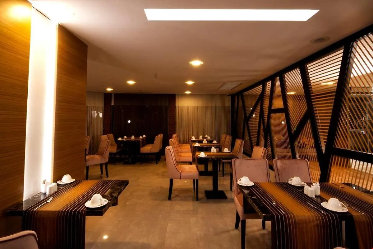 Majura Hotel Business Izmir Turkey
