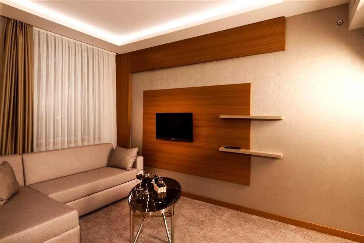 Majura Hotel Business Izmir